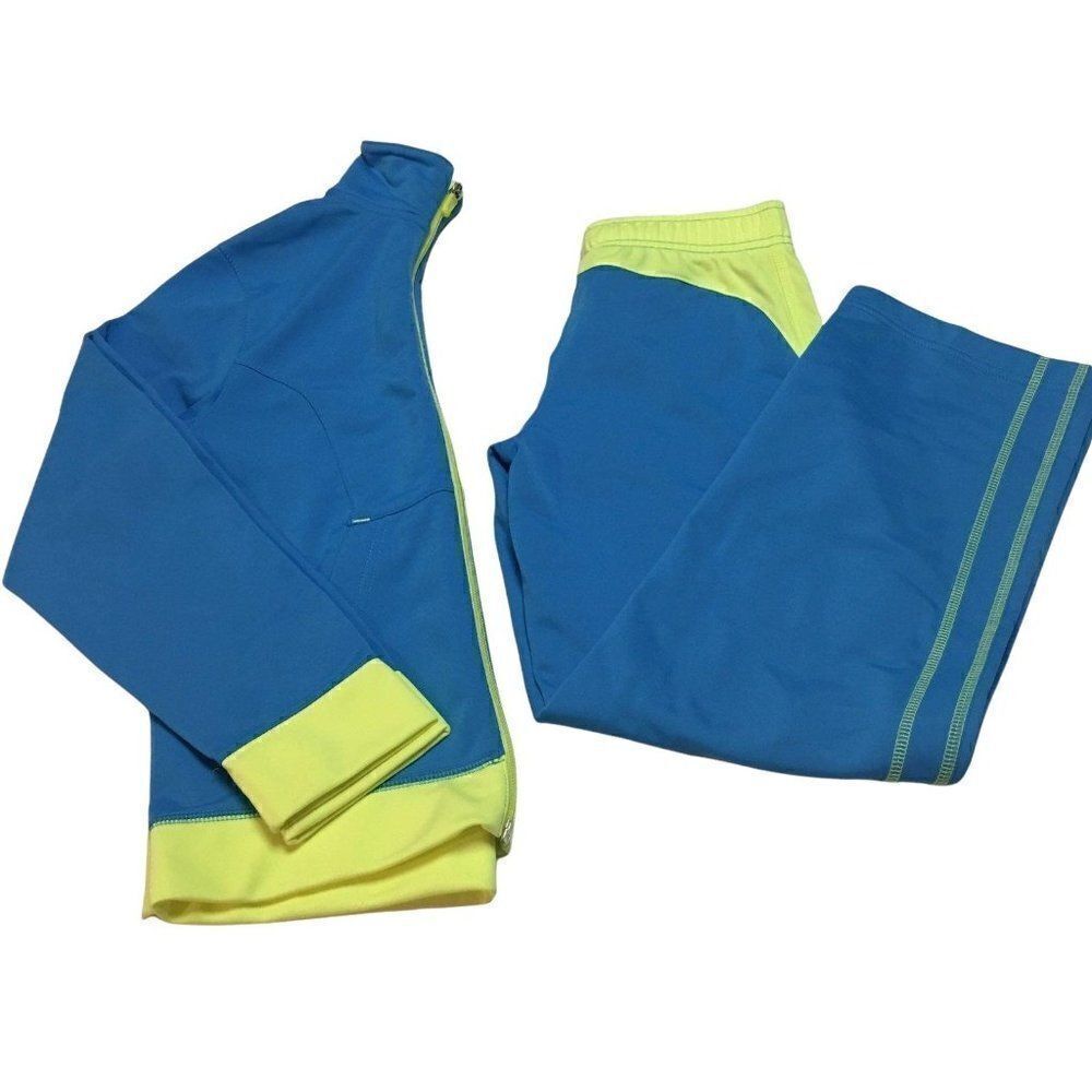 NIKE track suit